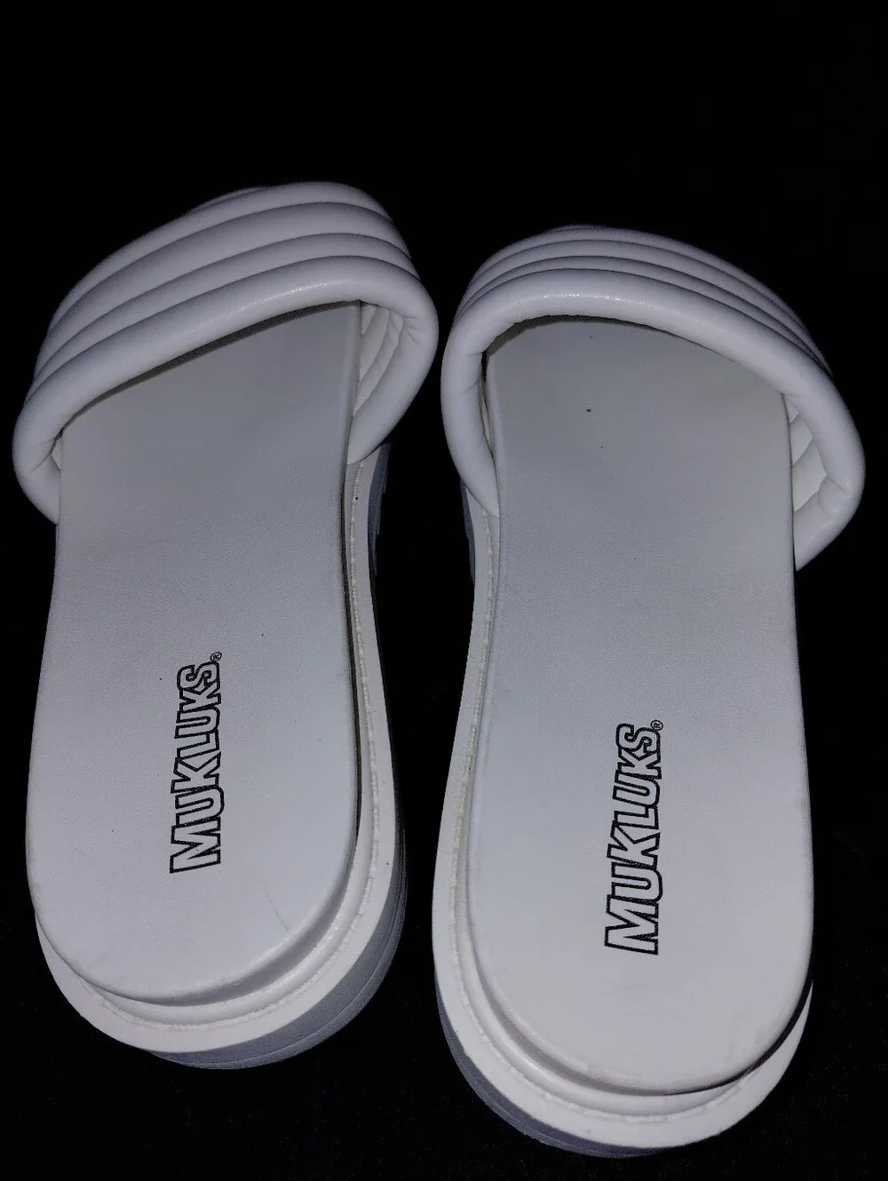 MUK LUKS Sun Catcher White Puffer Platform Slide Sandals Size 9-10 Y2K CC